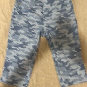 Cami carpis. Pull on style with 5 pocket